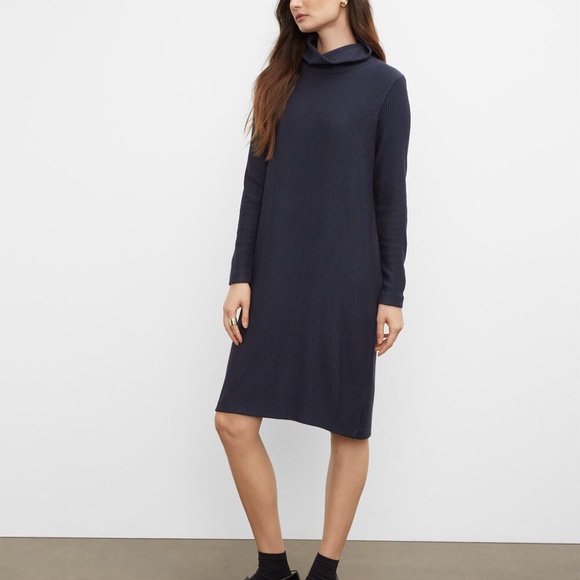 Cozy Ottoman Dress - New With Tags - NEVER WORN - Navy - Picture 1 of 4